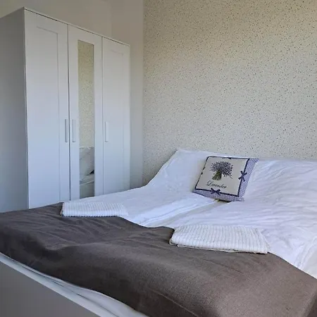 Levander Apartment *