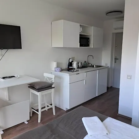 Levander Apartment Balatonfoldvar